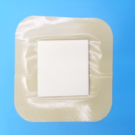 Curativo de ilha de espuma OEM para tratamento de feridas 6X7cm